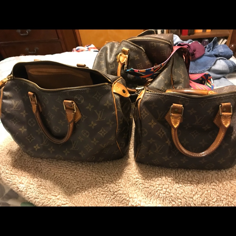 Louis Vuitton Speedy 30